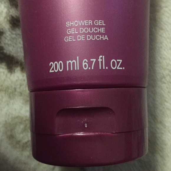 Flor Violeta Shower Gel - Picture 4 of 6